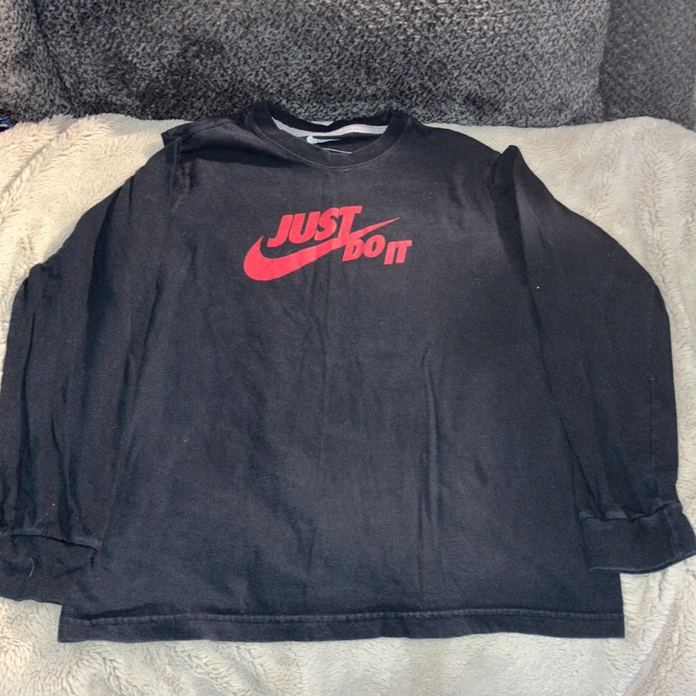🎉4 for $20 Nike Long Sleeve Tee, Boys Large